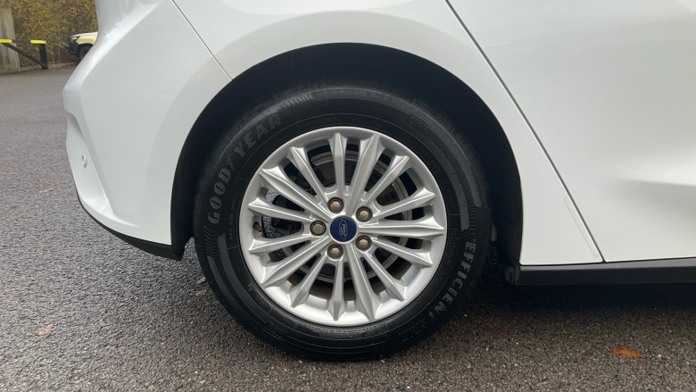 Ford Focus 1.0 EcoBoost Hybrid mHEV 125 Titanium Edition 5dr Petrol Hatchback